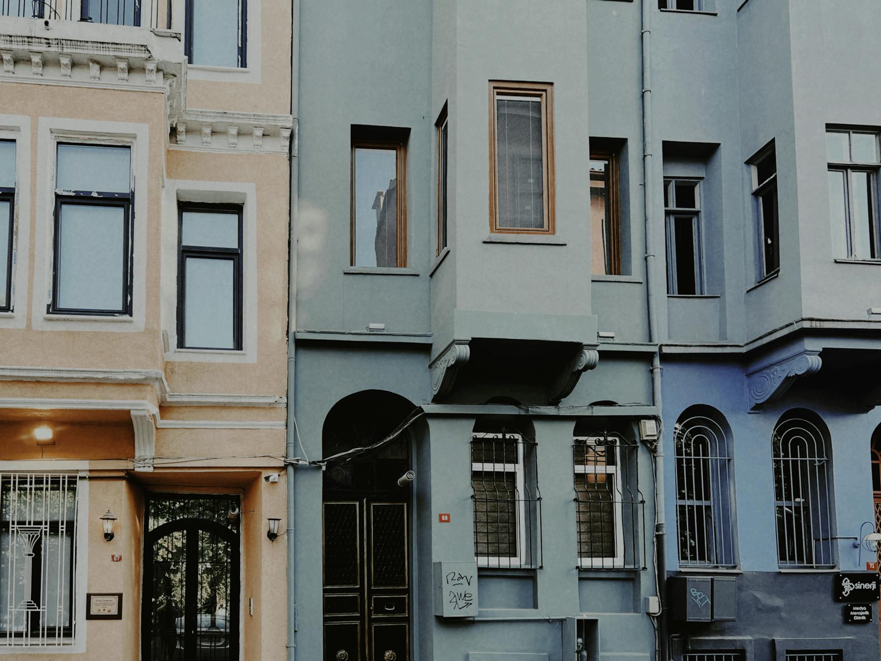 Walking the Gümüşsuyu Staircases and Art Nouveau Alleys with Route Tips