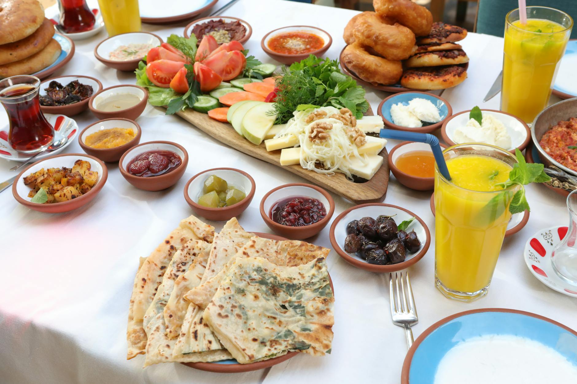 Turkish Breakfast Guide: Istanbul's Slow Food Ritual