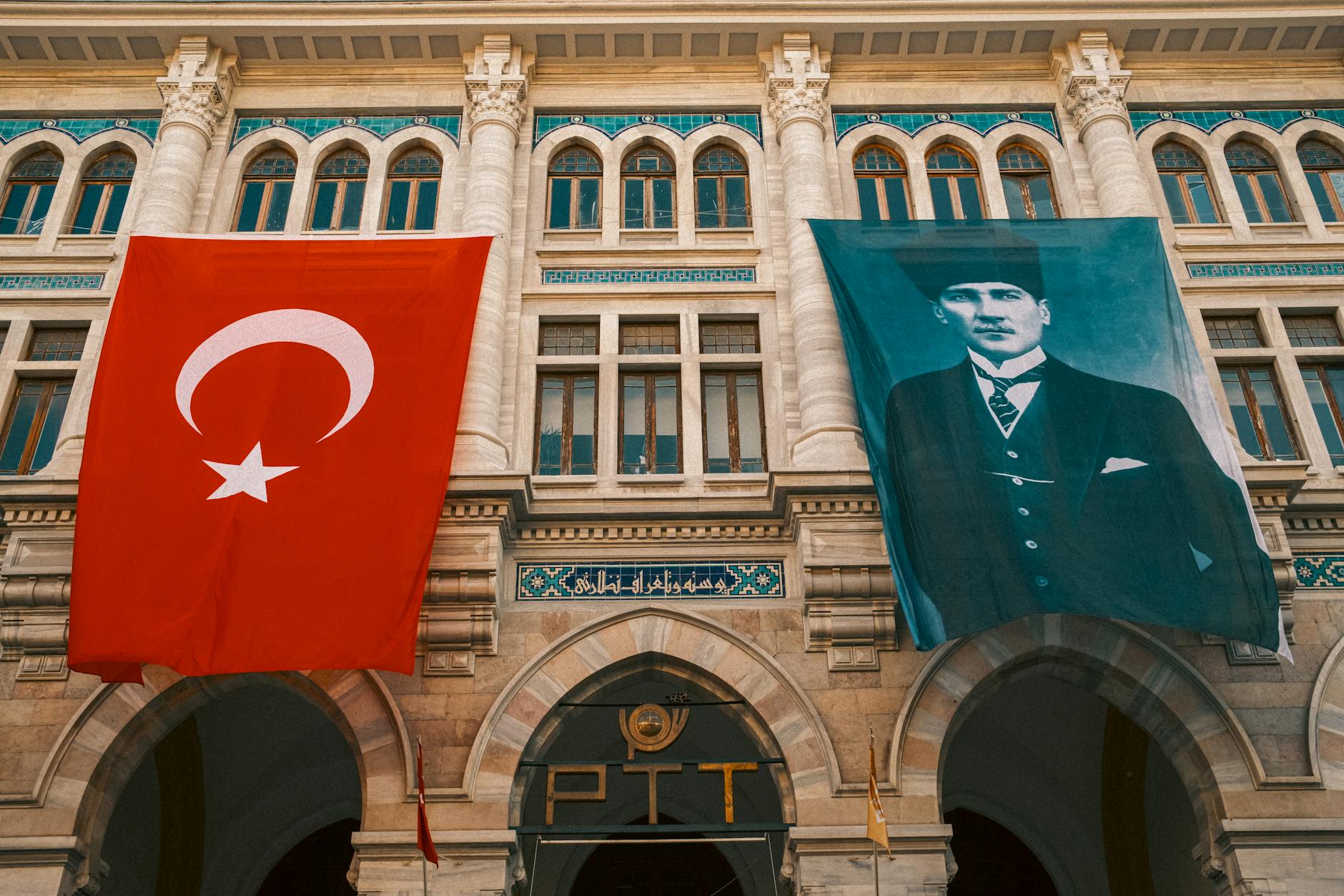 PTT Post Office Services and International Shipping with 2026 Rates and Packing Tips