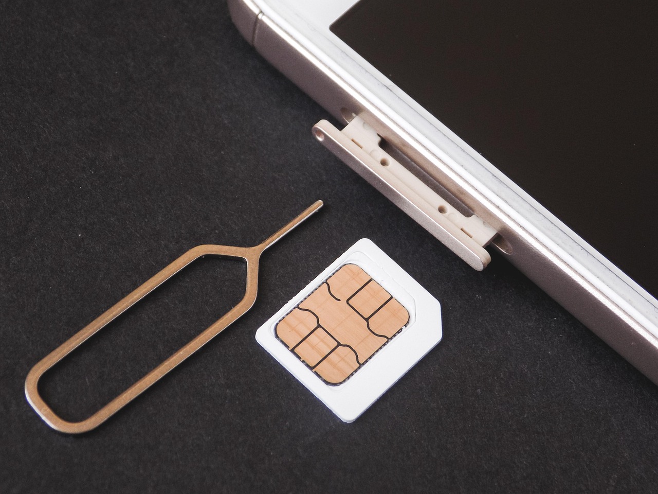 Buying a Local SIM Card and Mobile Data Plans with 2026 Prices