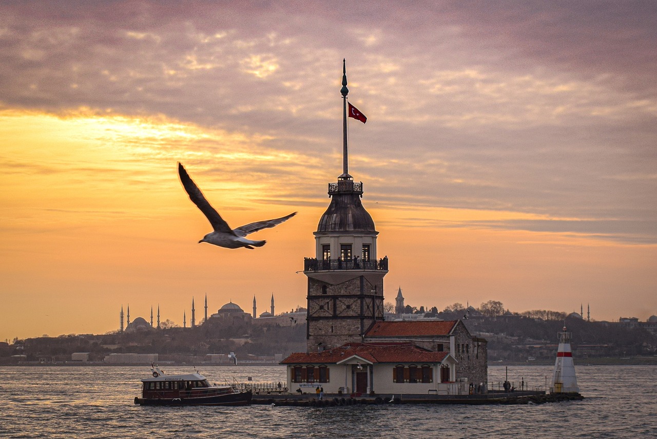 Istanbul Water Taxi app booking and 2026 Bosphorus fares